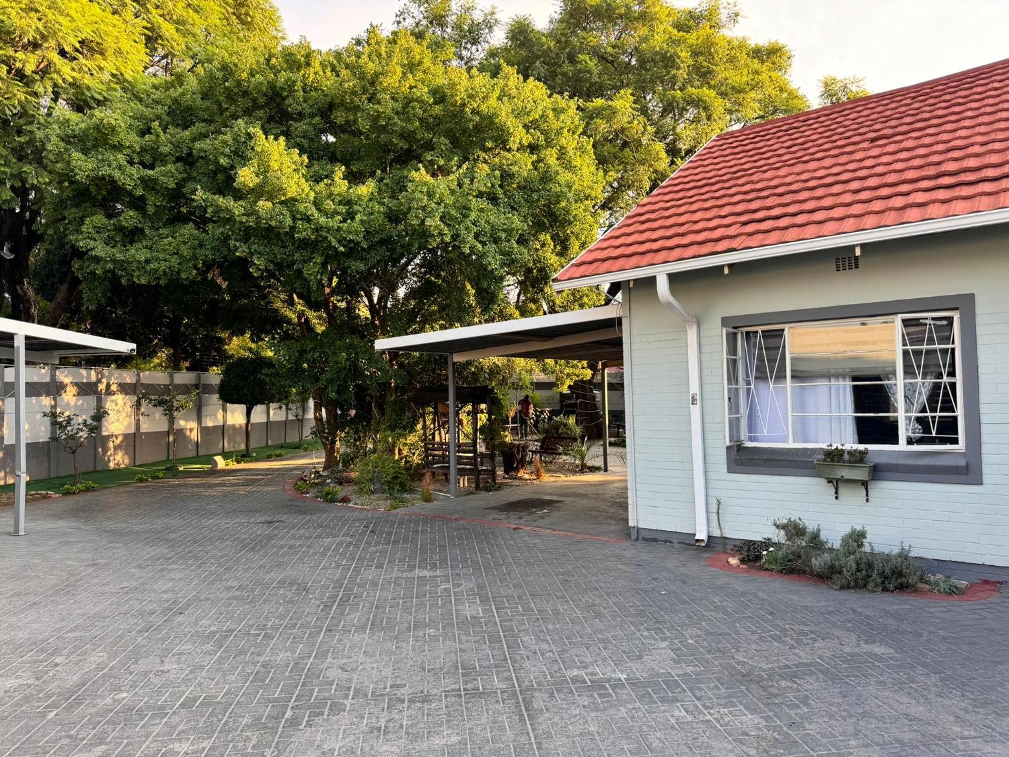 Blue Lantern Bed And Breakfast Kempton Park Ngoại thất bức ảnh