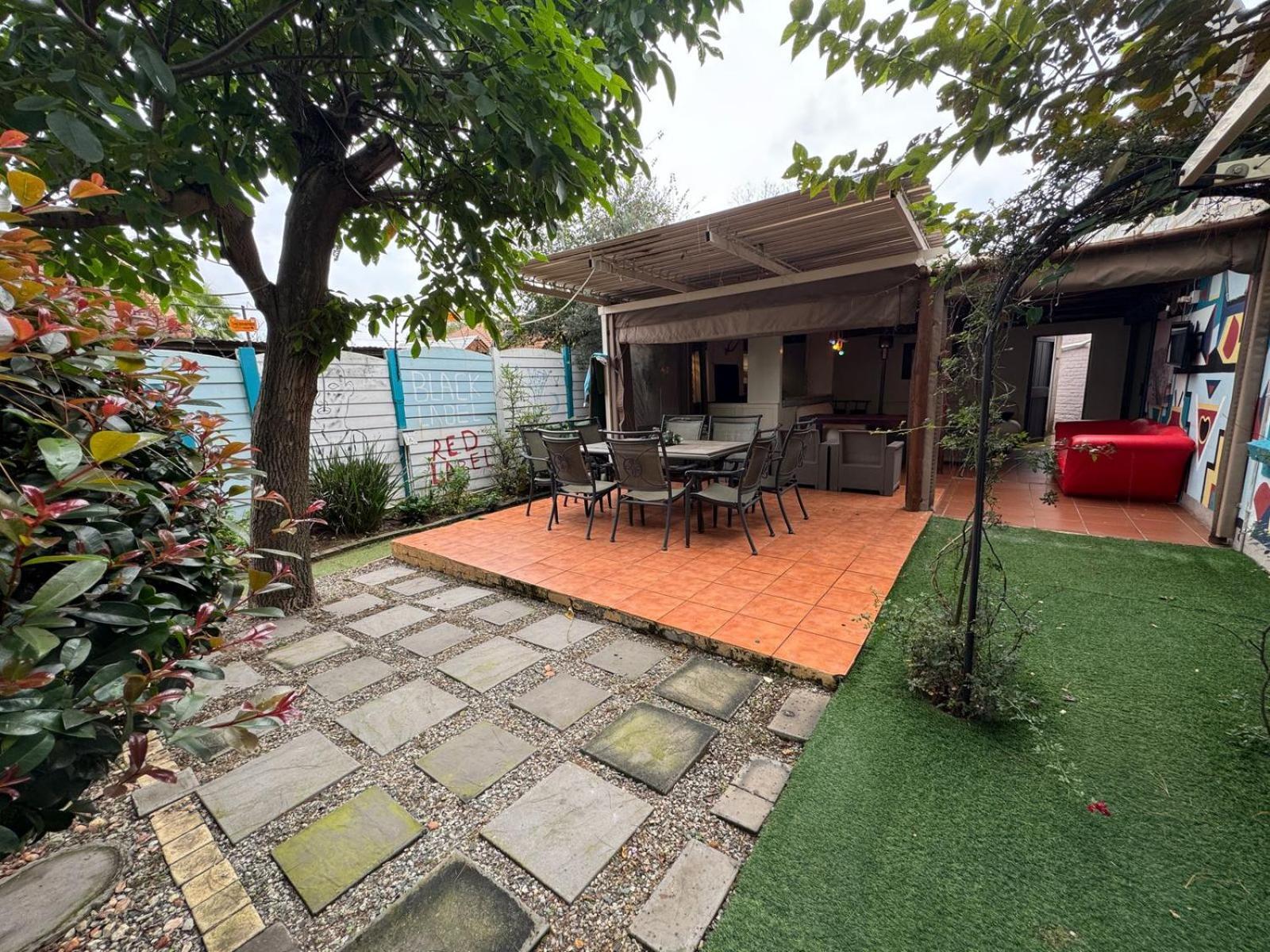 Blue Lantern Bed And Breakfast Kempton Park Ngoại thất bức ảnh
